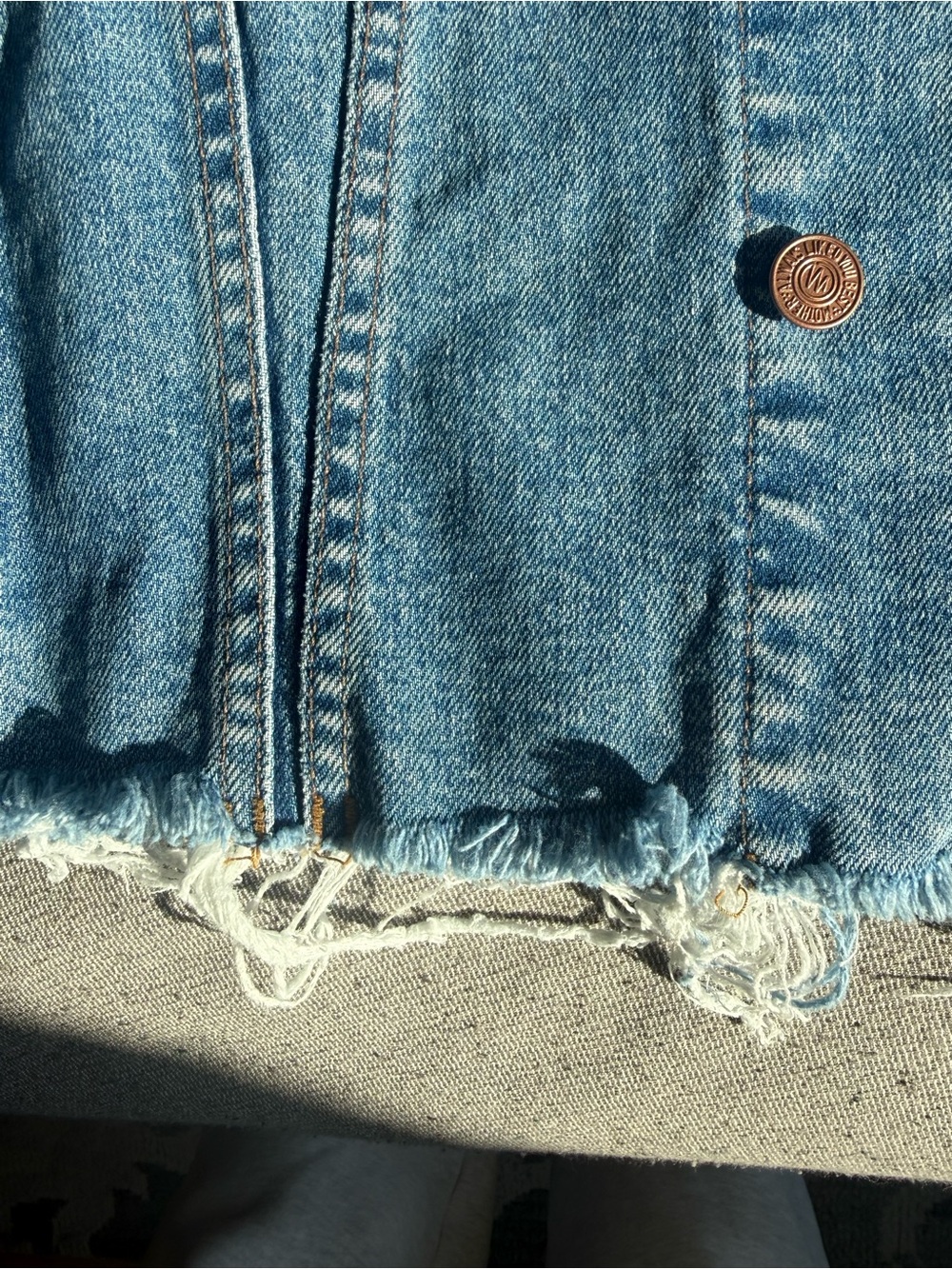 MOTHER Light Blue Distressed Frayed-Hem Denim Jacket - Picture 6 of 7